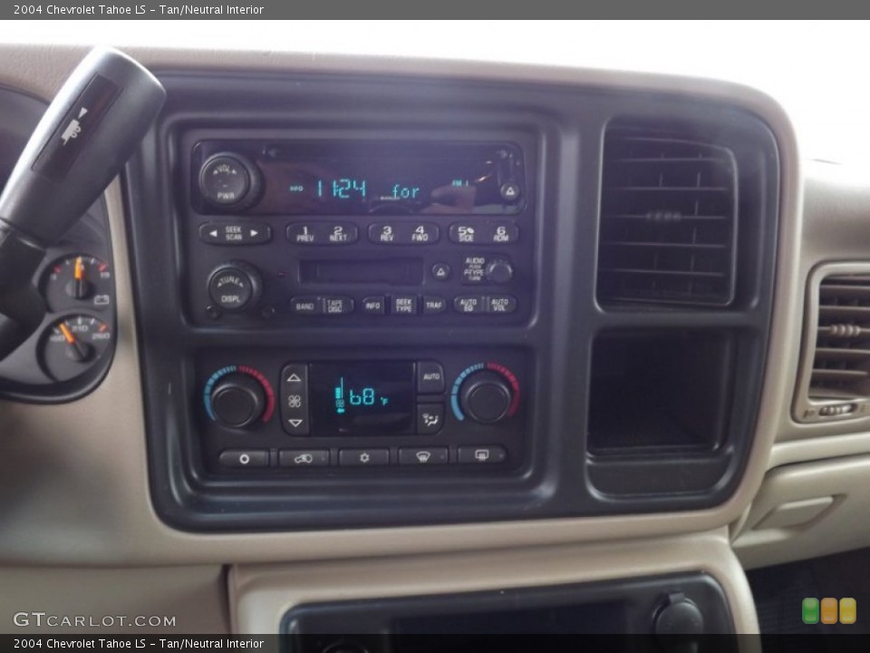 Tan/Neutral Interior Controls for the 2004 Chevrolet Tahoe LS #74984620