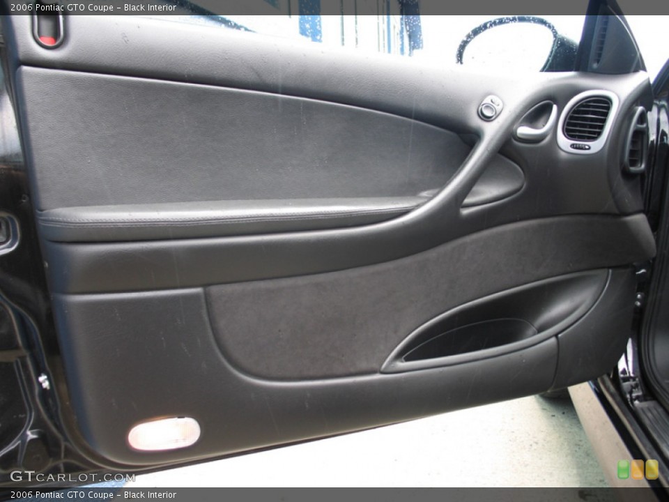 Black Interior Door Panel for the 2006 Pontiac GTO Coupe #74989510