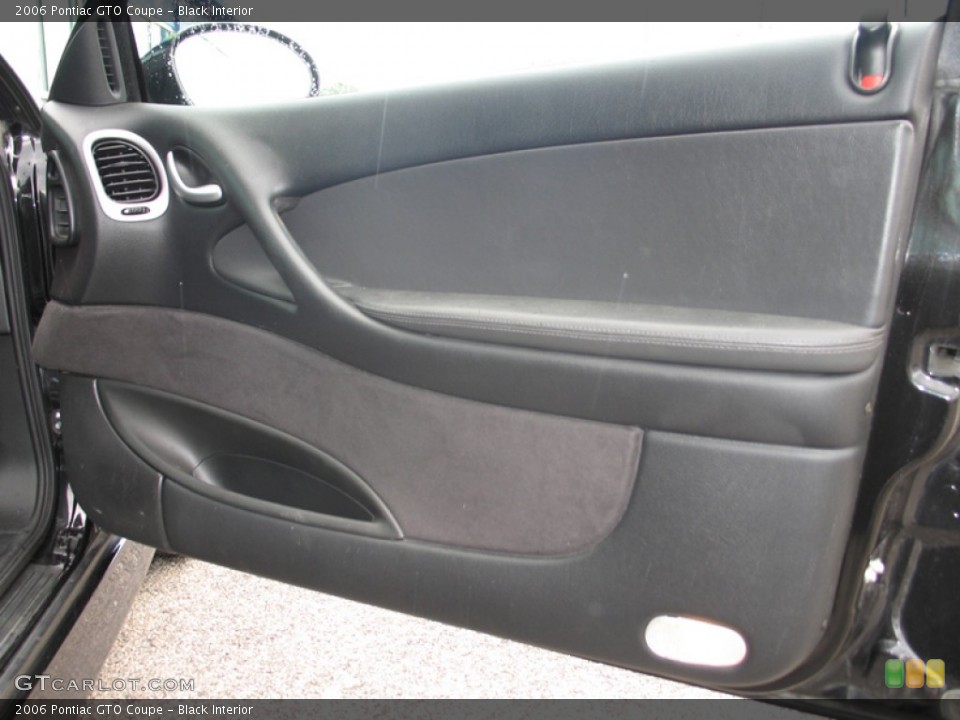 Black Interior Door Panel for the 2006 Pontiac GTO Coupe #74989576