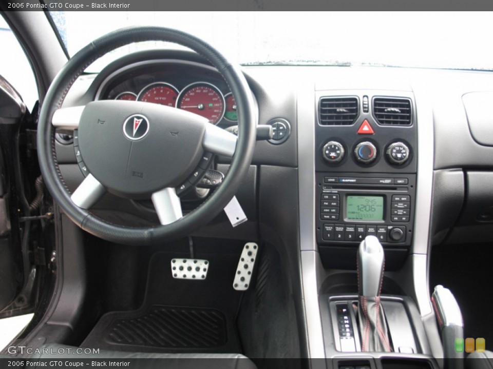 Black Interior Dashboard for the 2006 Pontiac GTO Coupe #74989634