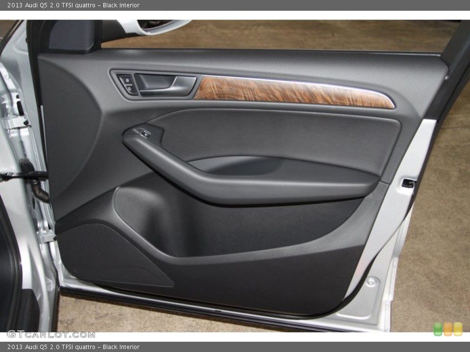 Black Interior Door Panel for the 2013 Audi Q5 2.0 TFSI quattro #74996143