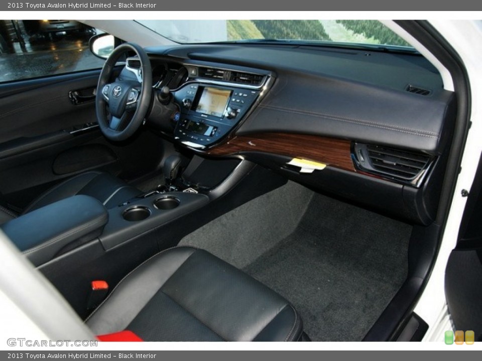 Black Interior Photo for the 2013 Toyota Avalon Hybrid Limited #75007893