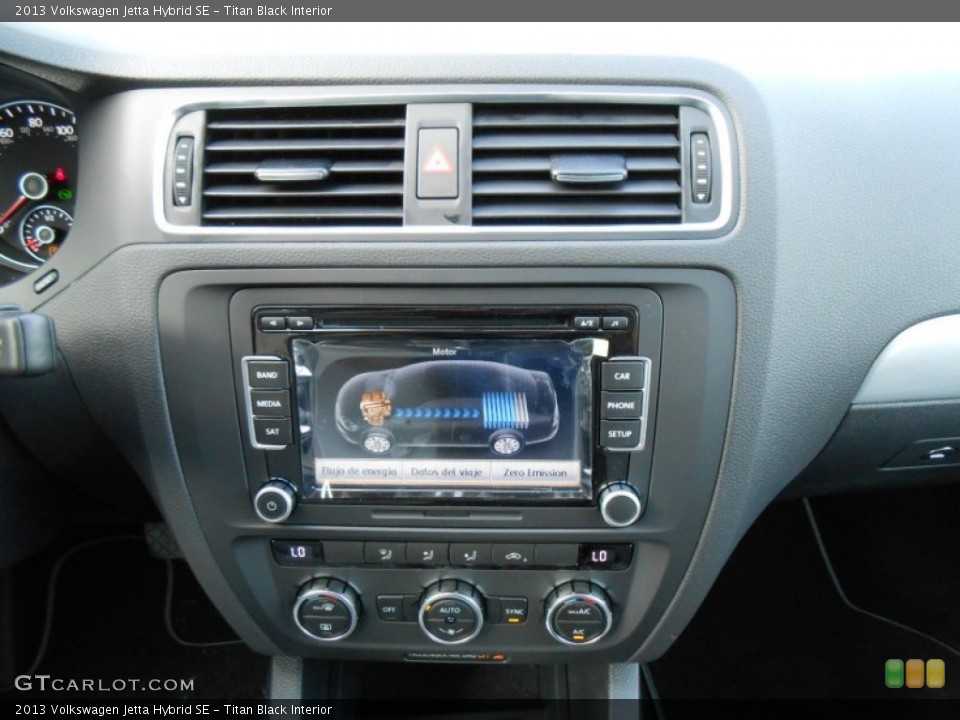 Titan Black Interior Controls for the 2013 Volkswagen Jetta Hybrid SE #75042282