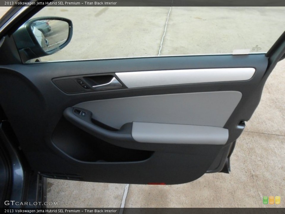 Titan Black Interior Door Panel for the 2013 Volkswagen Jetta Hybrid SEL Premium #75042806