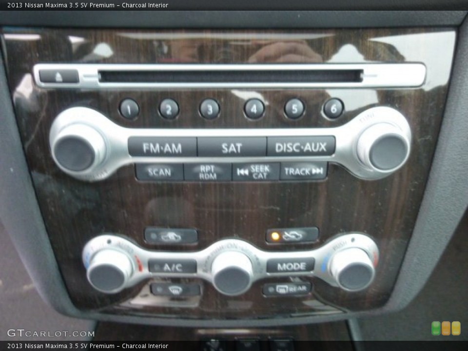 Charcoal Interior Controls for the 2013 Nissan Maxima 3.5 SV Premium #75048950