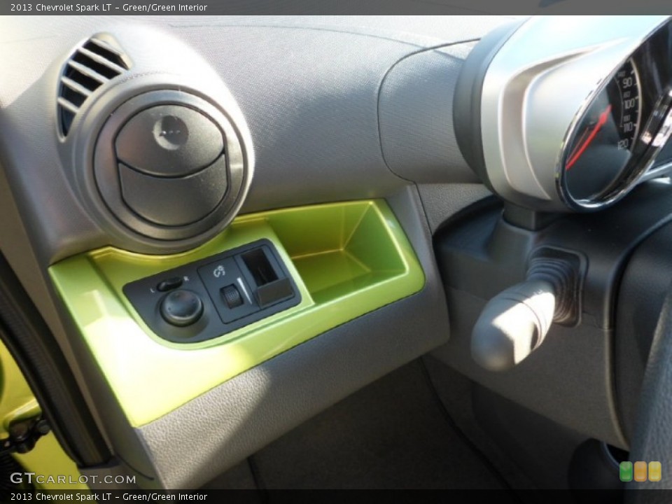 Green/Green Interior Controls for the 2013 Chevrolet Spark LT #75053081