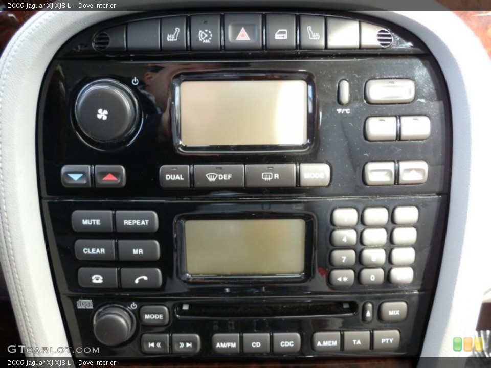 Dove Interior Controls for the 2006 Jaguar XJ XJ8 L #75054722