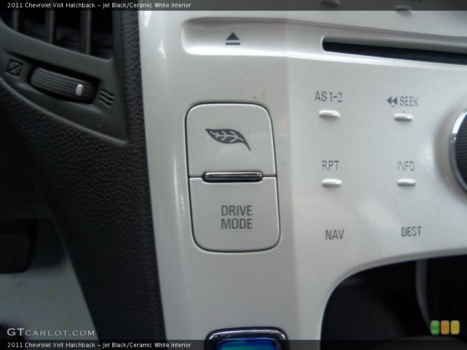 Jet Black/Ceramic White Interior Controls for the 2011 Chevrolet Volt Hatchback #75056302