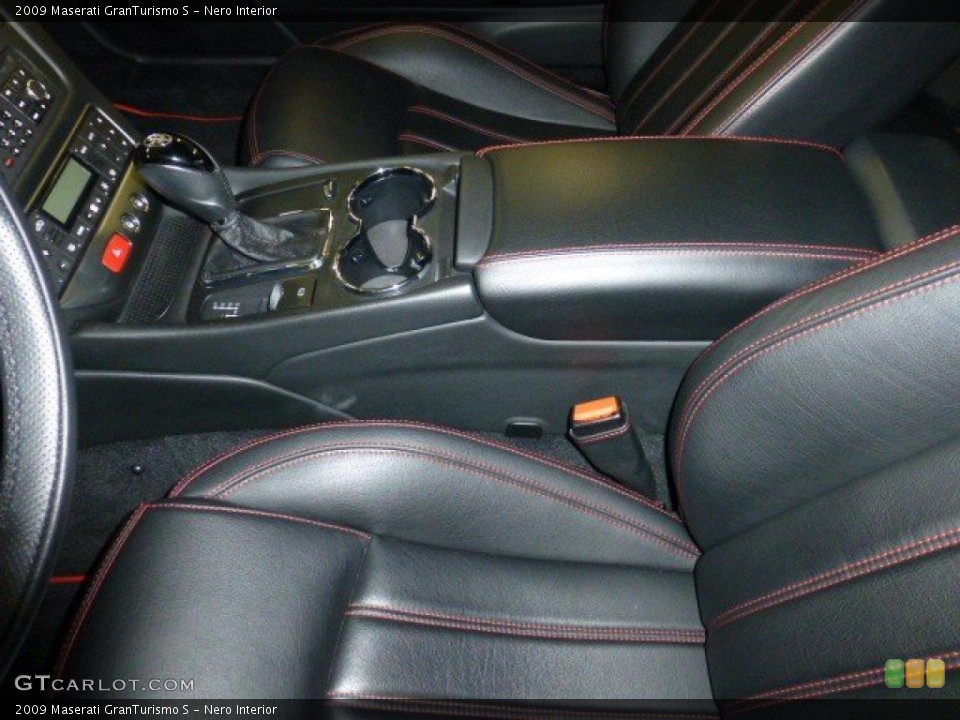Nero Interior Photo for the 2009 Maserati GranTurismo S #75064775
