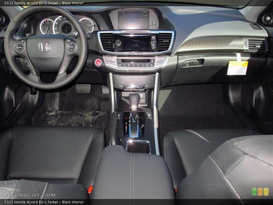 Black Interior Dashboard for the 2013 Honda Accord EX-L Sedan #75090111