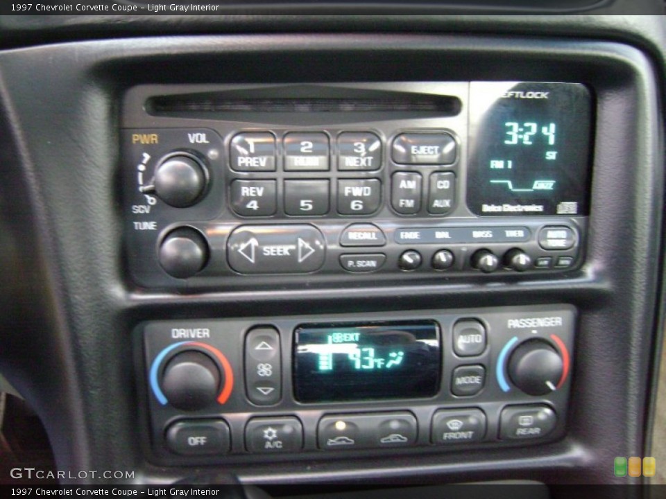 Light Gray Interior Audio System for the 1997 Chevrolet Corvette Coupe #75104775