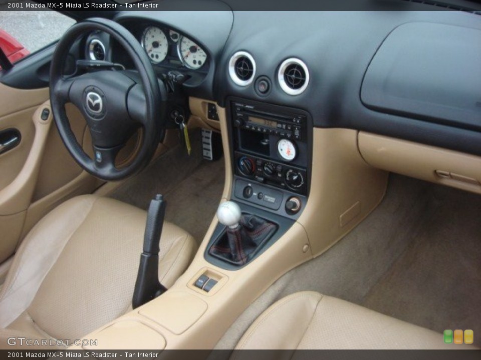Tan Interior Dashboard for the 2001 Mazda MX-5 Miata LS Roadster #75116453