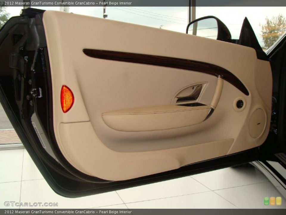 Pearl Beige Interior Door Panel for the 2012 Maserati GranTurismo Convertible GranCabrio #75143325