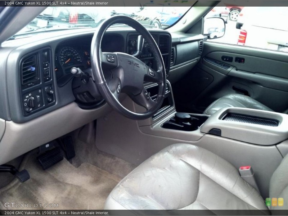 Neutral/Shale Interior Photo for the 2004 GMC Yukon XL 1500 SLT 4x4 #75162181