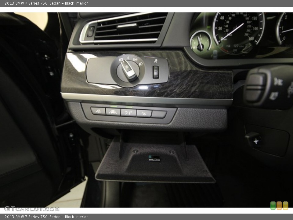 Black Interior Controls for the 2013 BMW 7 Series 750i Sedan #75172255