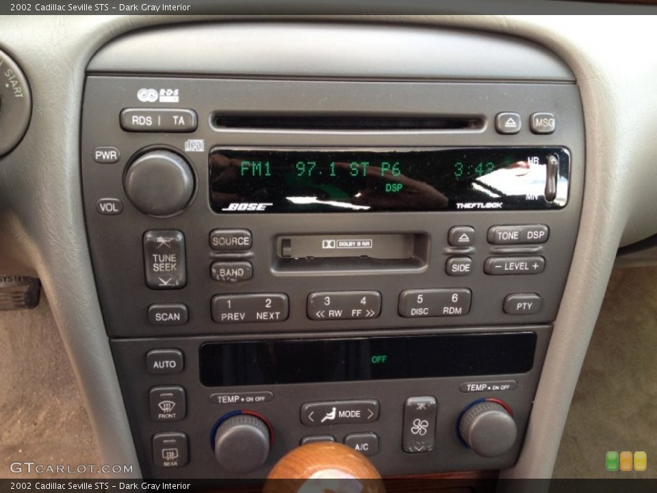 Dark Gray Interior Controls for the 2002 Cadillac Seville STS #75198966