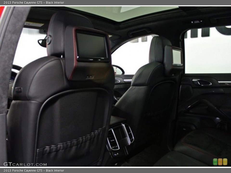 Black Interior Entertainment System for the 2013 Porsche Cayenne GTS #75202218