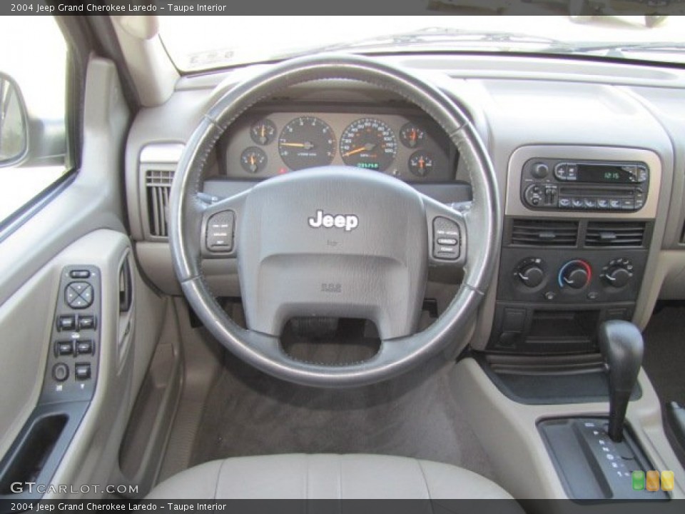 Taupe Interior Dashboard for the 2004 Jeep Grand Cherokee Laredo #75206007