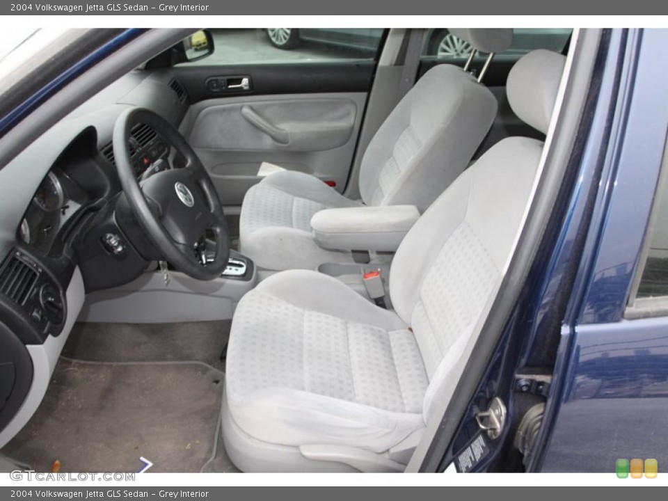 Grey Interior Front Seat for the 2004 Volkswagen Jetta GLS Sedan #75206655