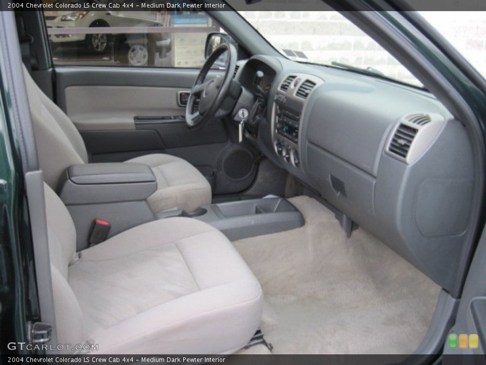 Medium Dark Pewter Interior Photo for the 2004 Chevrolet Colorado LS Crew Cab 4x4 #75217977