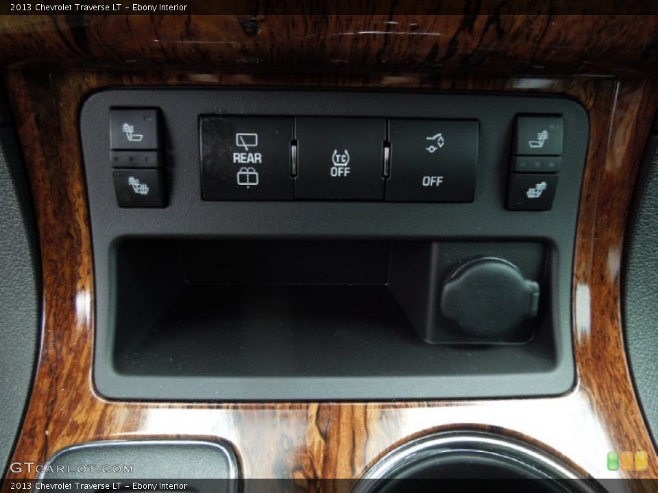 Ebony Interior Controls for the 2013 Chevrolet Traverse LT #75239981