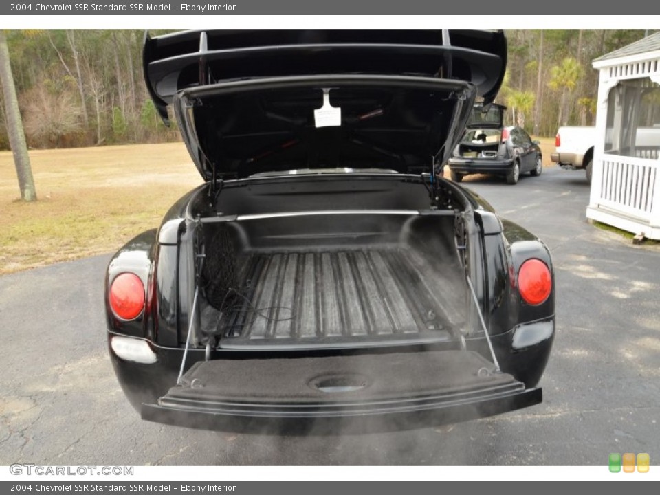 Ebony Interior Trunk for the 2004 Chevrolet SSR  #75253038