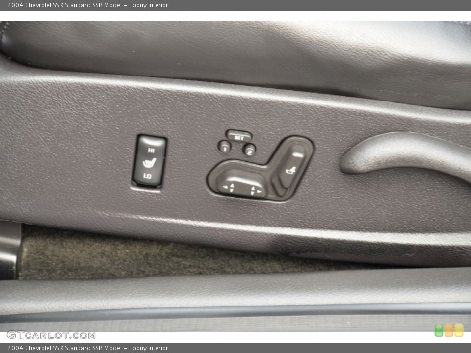 Ebony Interior Controls for the 2004 Chevrolet SSR  #75253092