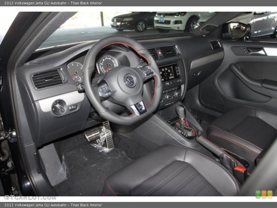 Titan Black Interior Photo for the 2013 Volkswagen Jetta GLI Autobahn #75257063