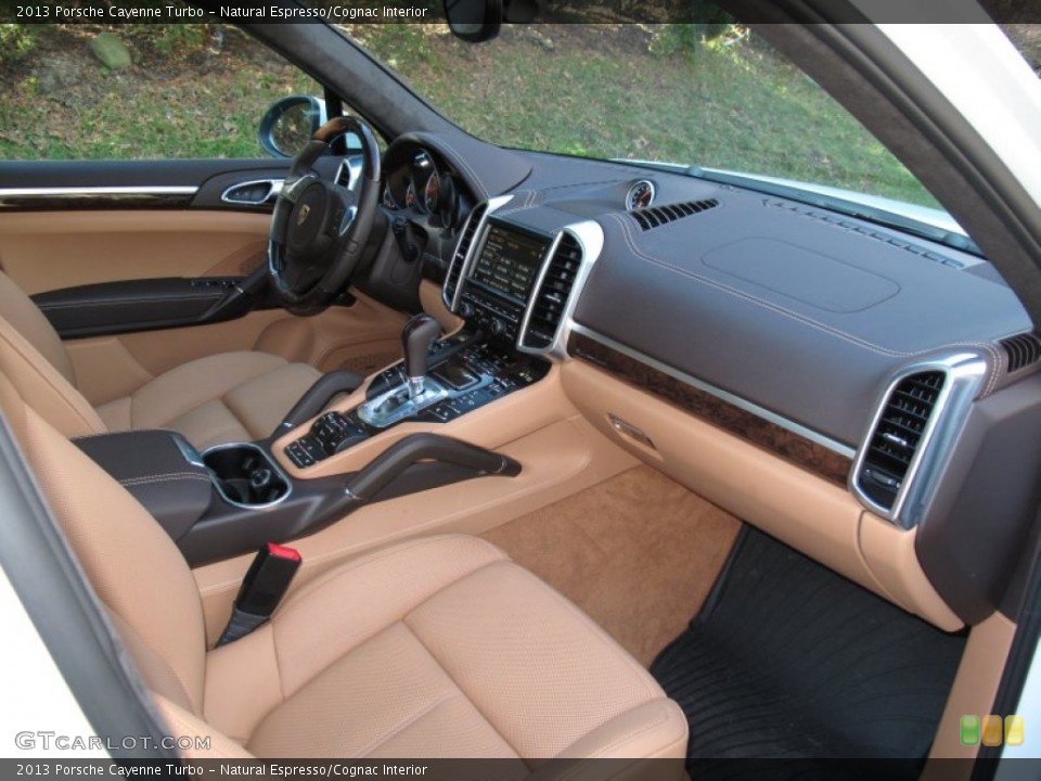 Natural Espresso/Cognac Interior Photo for the 2013 Porsche Cayenne Turbo #75260928