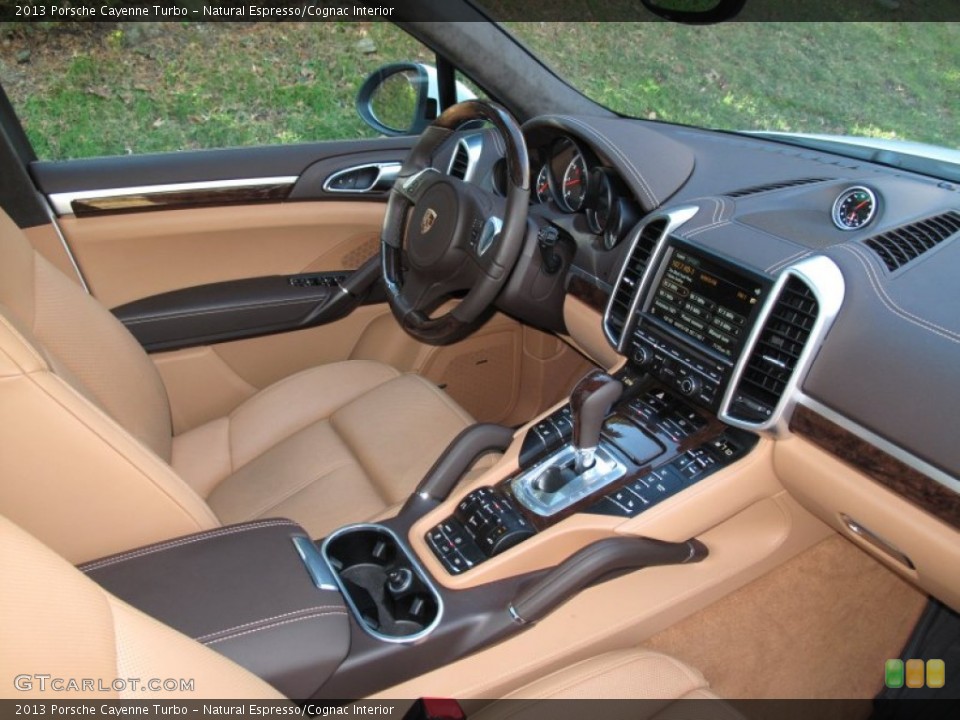 Natural Espresso/Cognac Interior Photo for the 2013 Porsche Cayenne Turbo #75260967