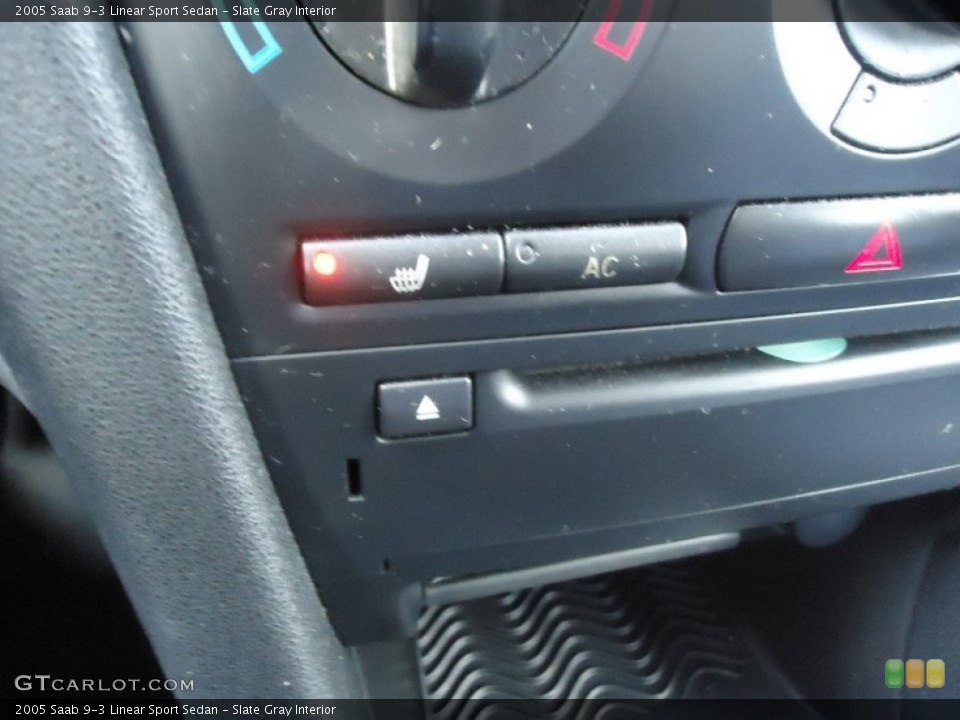 Slate Gray Interior Controls for the 2005 Saab 9-3 Linear Sport Sedan #75262143