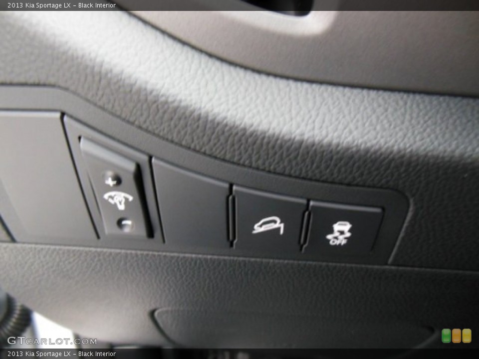 Black Interior Controls for the 2013 Kia Sportage LX #75265428