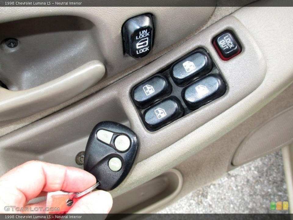 Neutral Interior Controls for the 1998 Chevrolet Lumina LS #75273498