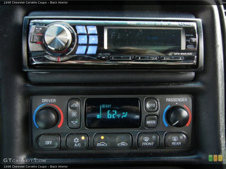 Black Interior Controls for the 1998 Chevrolet Corvette Coupe #75274251