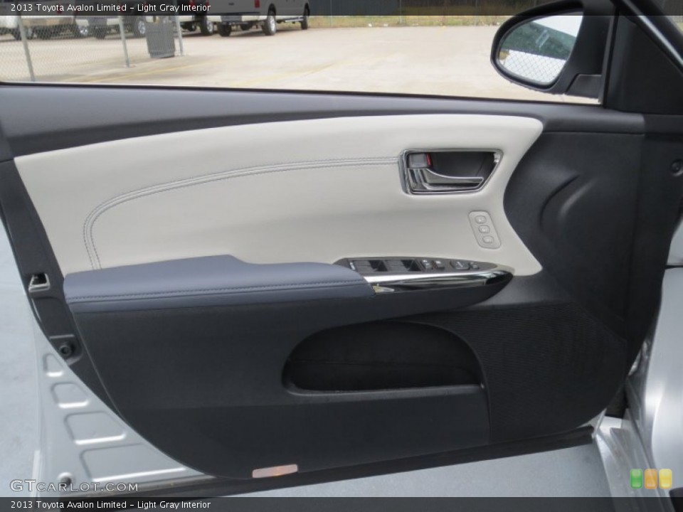 Light Gray Interior Door Panel for the 2013 Toyota Avalon Limited #75275232