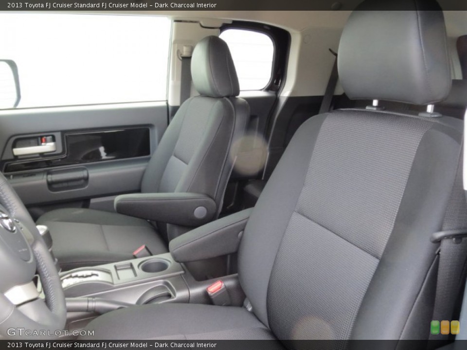 Dark Charcoal Interior Photo for the 2013 Toyota FJ Cruiser  #75277935