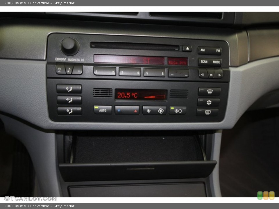 Grey Interior Controls for the 2002 BMW M3 Convertible #75286538