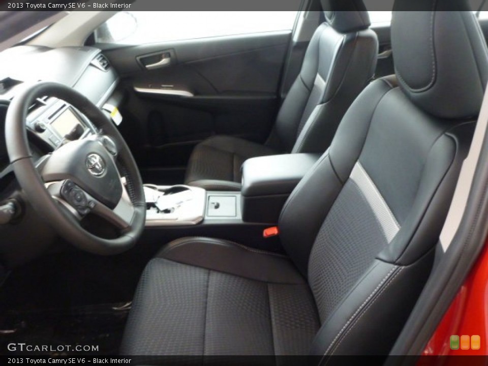 Black Interior Photo for the 2013 Toyota Camry SE V6 #75308579