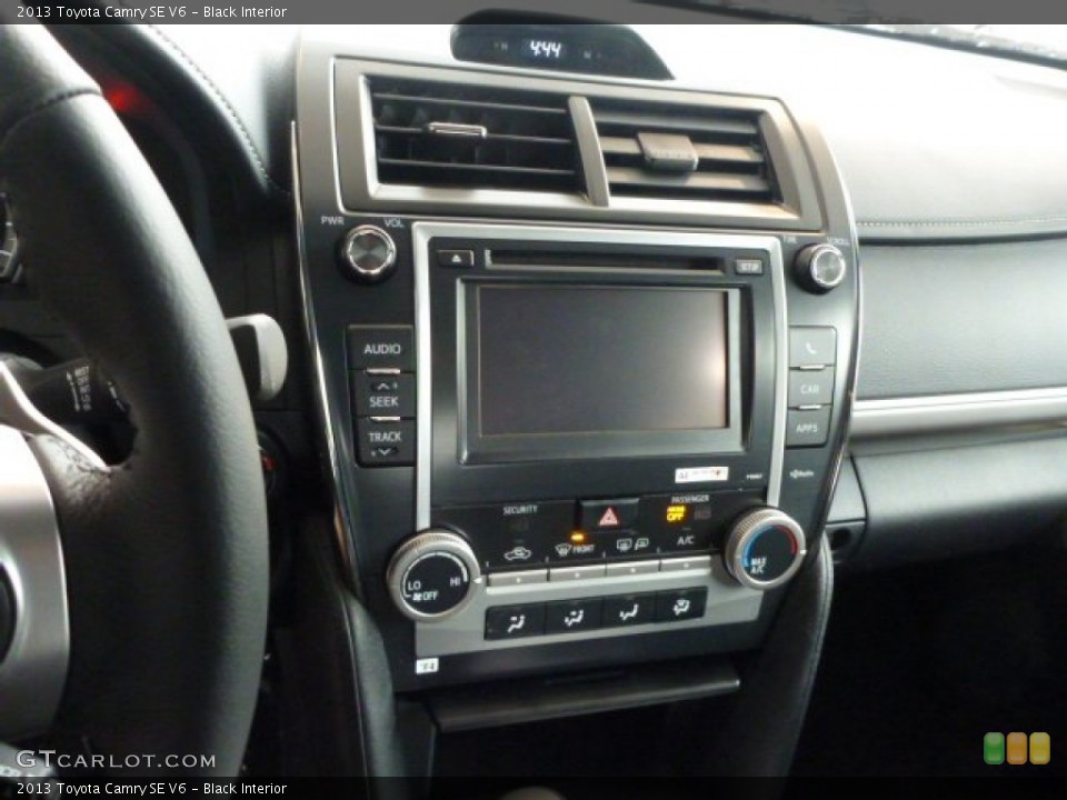 Black Interior Navigation for the 2013 Toyota Camry SE V6 #75308616