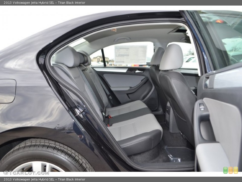 Titan Black Interior Photo for the 2013 Volkswagen Jetta Hybrid SEL #75323548