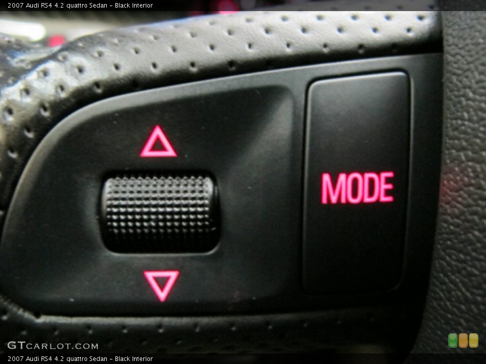 Black Interior Controls for the 2007 Audi RS4 4.2 quattro Sedan #75346699