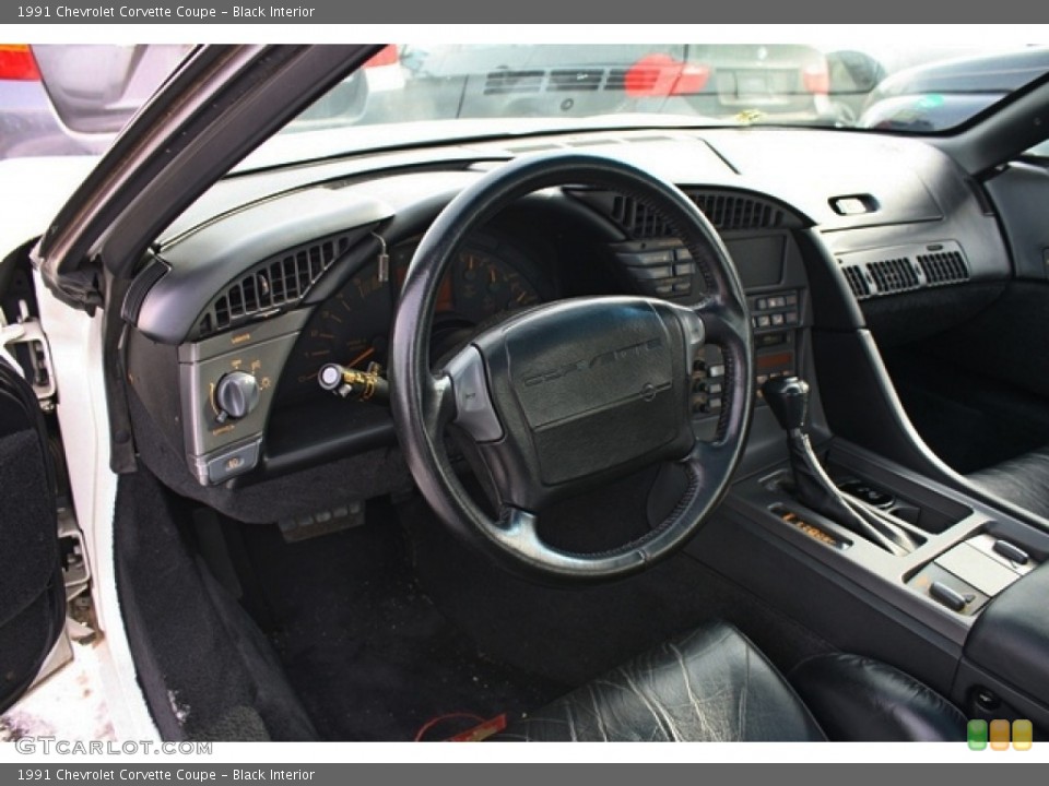 Black Interior Photo for the 1991 Chevrolet Corvette Coupe #75354259