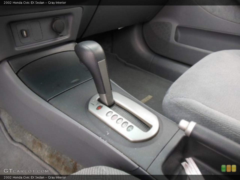 Gray Interior Transmission for the 2002 Honda Civic EX Sedan #75362578