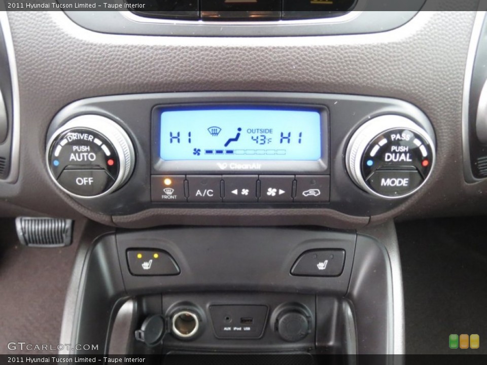 Taupe Interior Controls for the 2011 Hyundai Tucson Limited #75371951