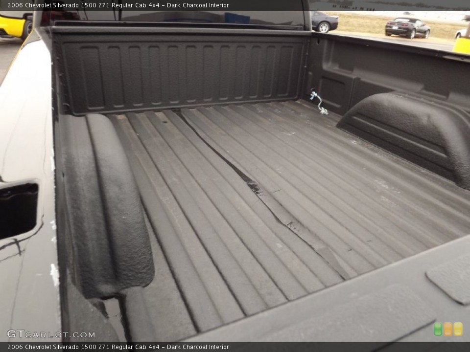 Dark Charcoal Interior Trunk for the 2006 Chevrolet Silverado 1500 Z71 Regular Cab 4x4 #75373284