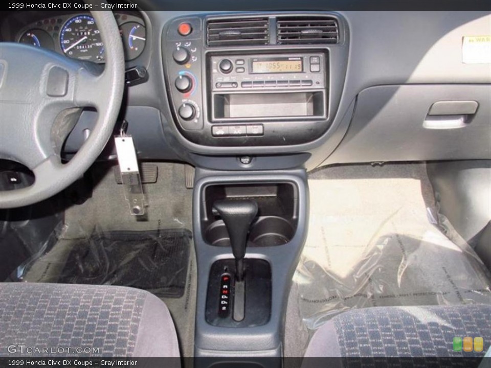 Gray Interior Controls for the 1999 Honda Civic DX Coupe #75375995