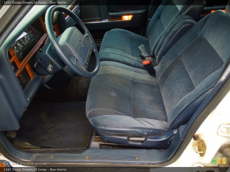 Blue Interior Photo for the 1993 Dodge Dynasty LE Sedan #75384374
