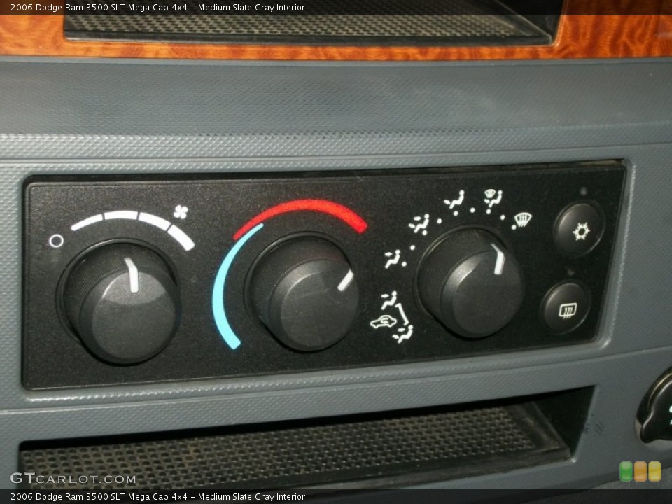 Medium Slate Gray Interior Controls for the 2006 Dodge Ram 3500 SLT Mega Cab 4x4 #75387431