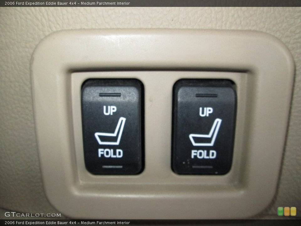 Medium Parchment Interior Controls for the 2006 Ford Expedition Eddie Bauer 4x4 #75398604