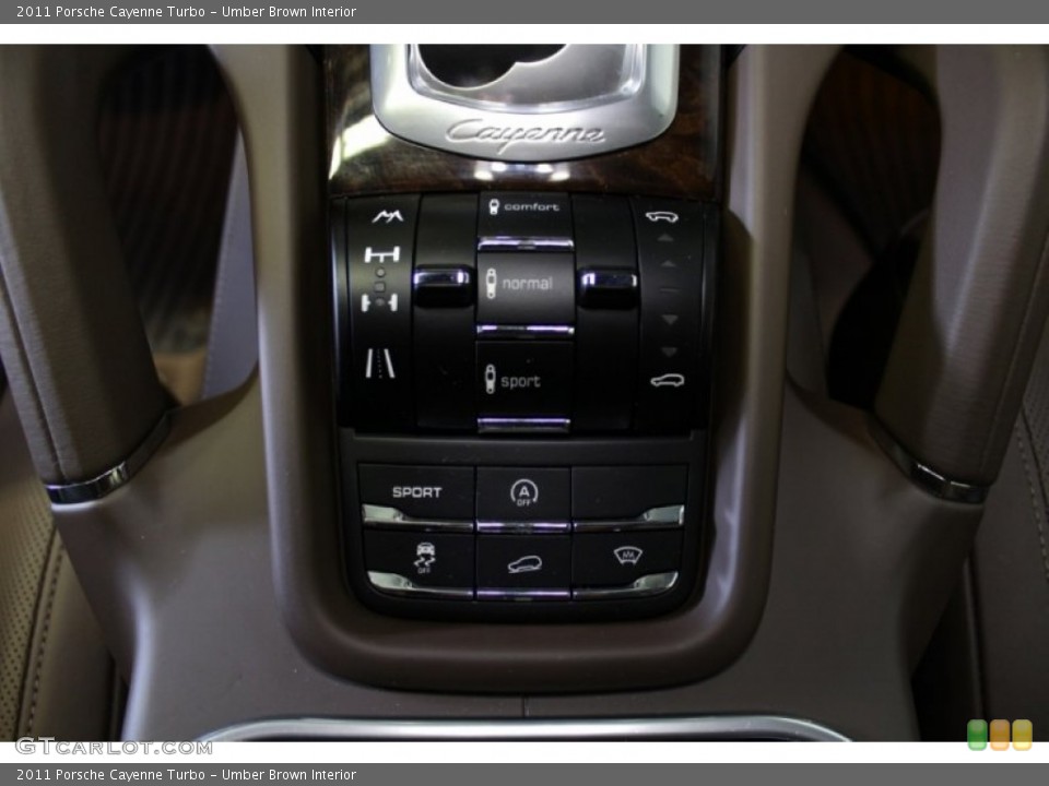 Umber Brown Interior Controls for the 2011 Porsche Cayenne Turbo #75404352